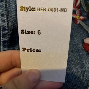 Size 6 Home Folk floral flare jeans